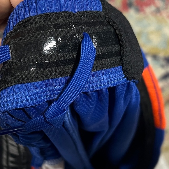 New York Knicks Blue and Orange Uniform NBA Basketball Warmup Shorts - Picture 5 of 5